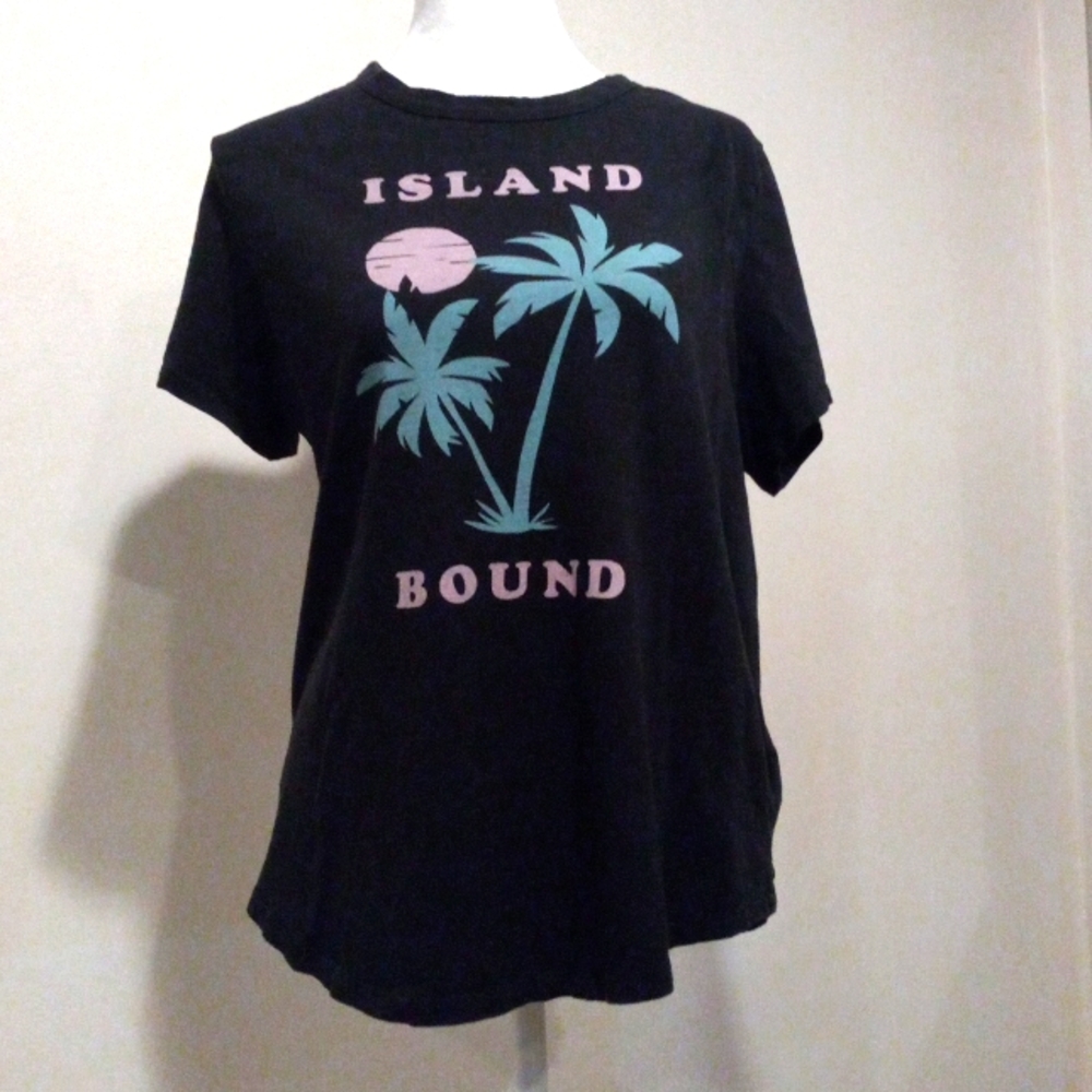Womens Old Navy tee